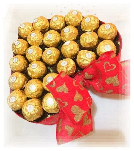'Take My Heart' Ferrero Bouquet