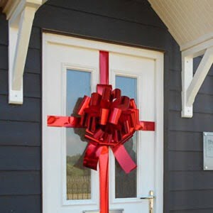 Large Red Gift Bow